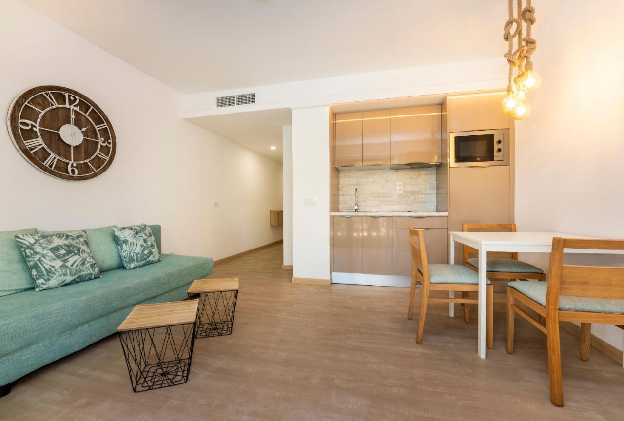 Apartamentos S'Olivera Канямел Екстериор снимка