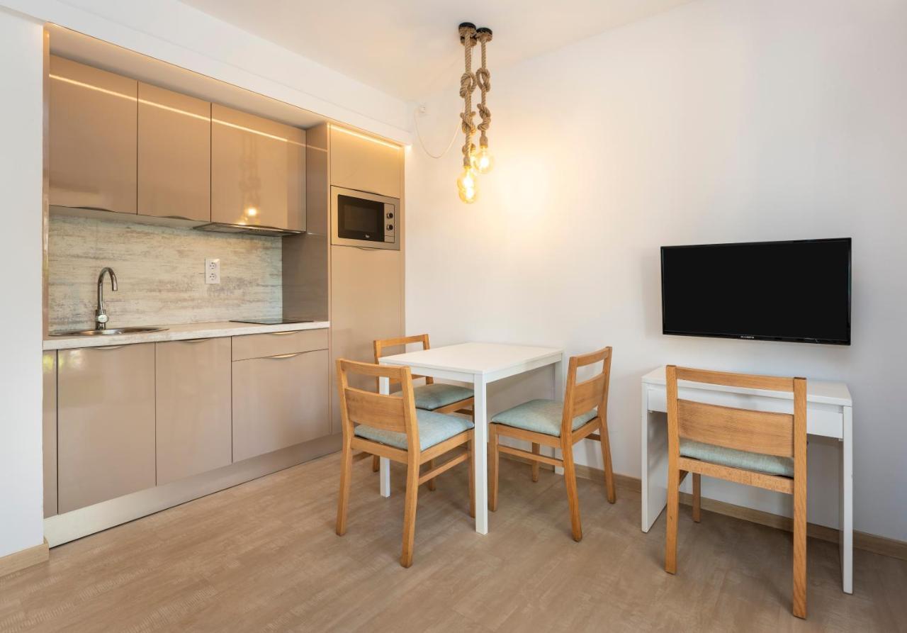 Apartamentos S'Olivera Канямел Екстериор снимка