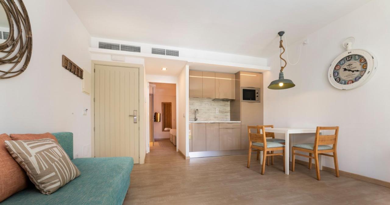 Apartamentos S'Olivera Канямел Екстериор снимка